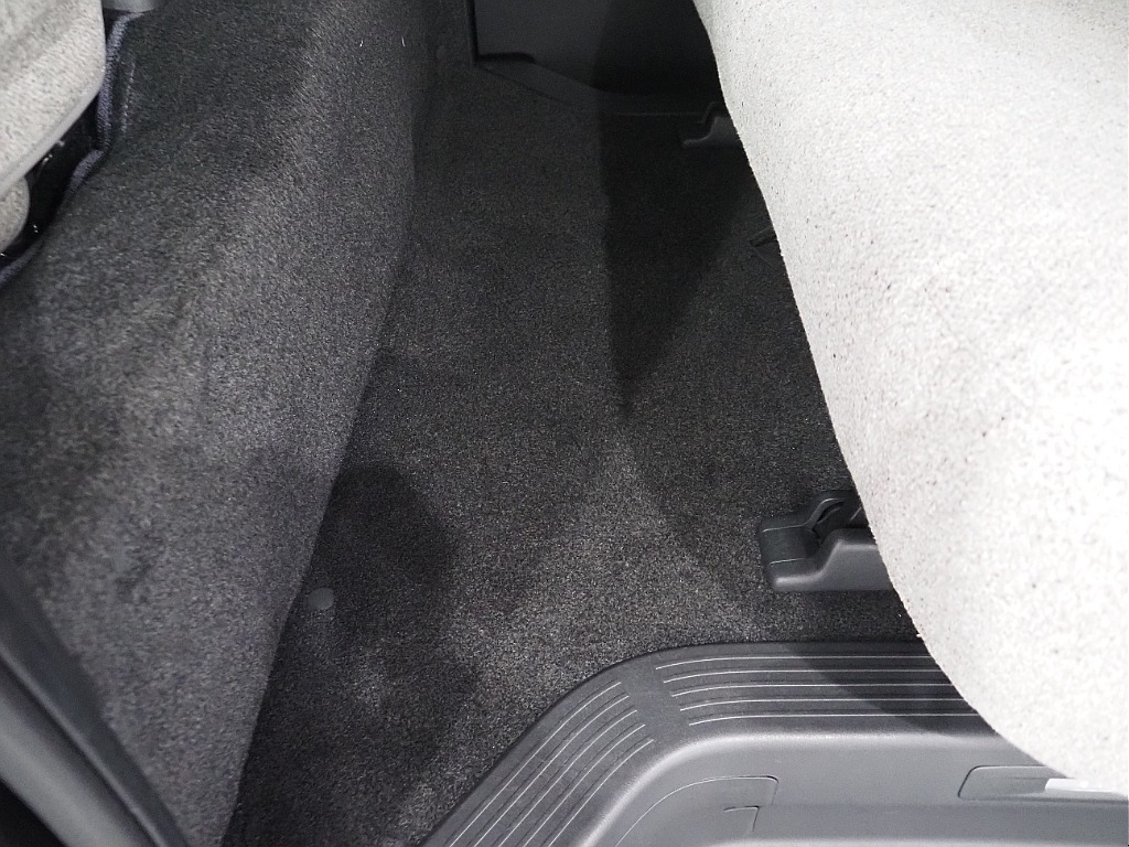 【Renoca　CoastLines/R4年式/ハイエースバン/ディーゼル4WD】大人気角目4灯をインストール♪【全国納車可能】