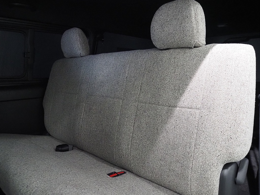 【Renoca　CoastLines/R4年式/ハイエースバン/ディーゼル4WD】大人気角目4灯をインストール♪【全国納車可能】