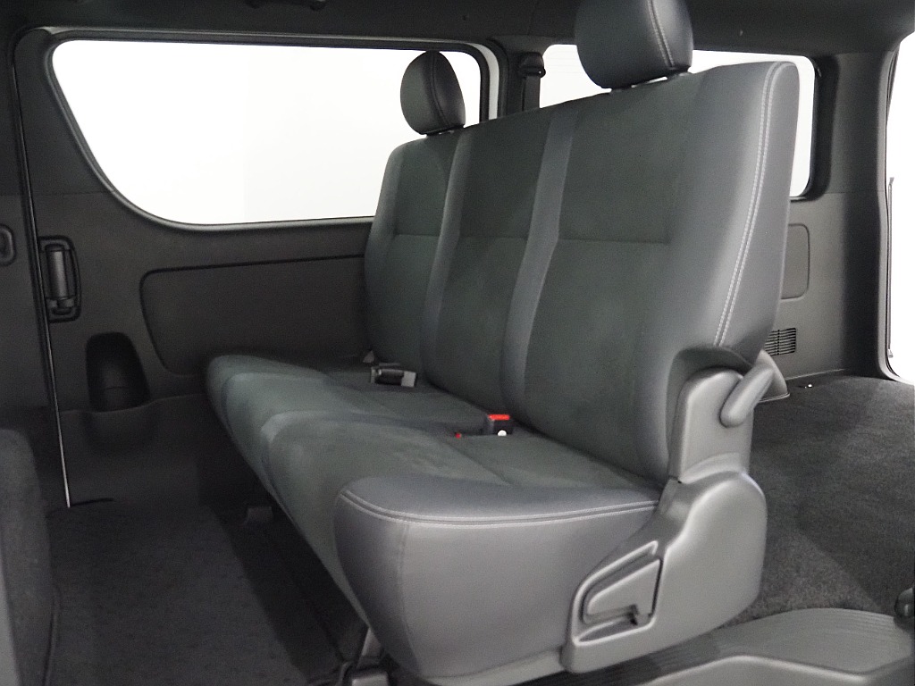 トヨタ ハイエースバン(38枚目)