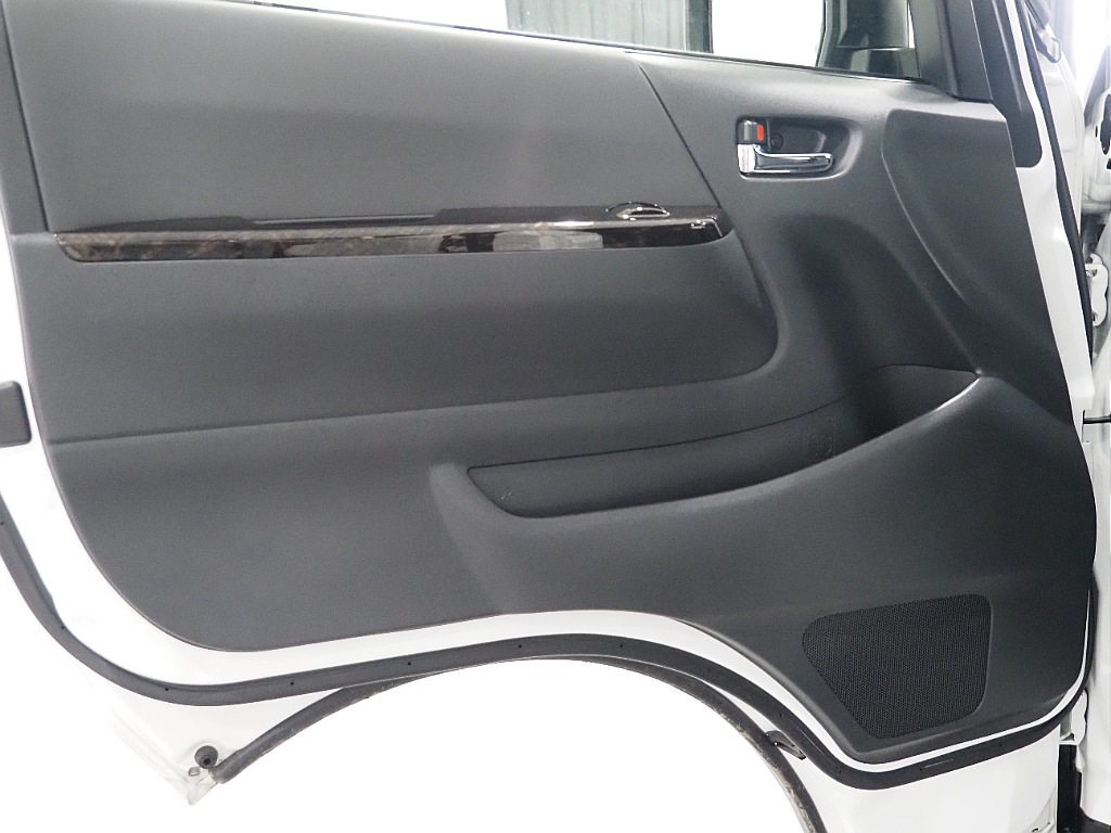 トヨタ ハイエースバン(41枚目)