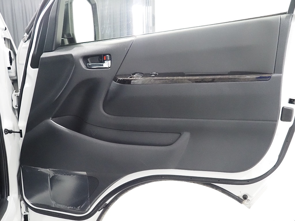 トヨタ ハイエースバン(46枚目)