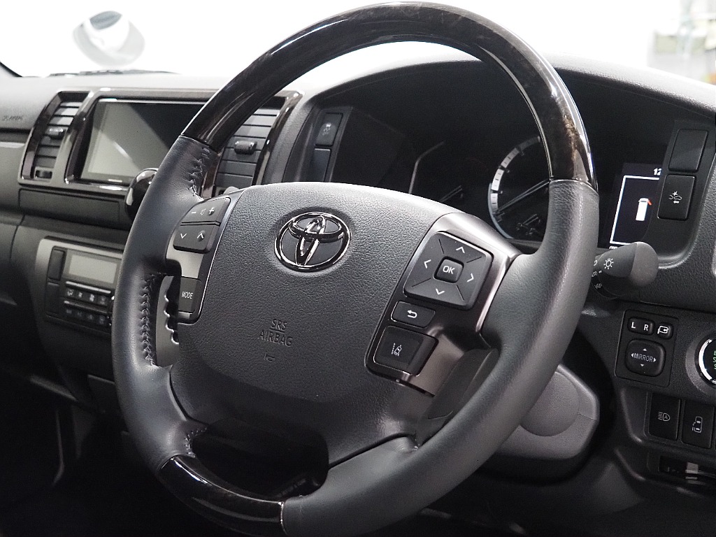 トヨタ ハイエースバン(47枚目)