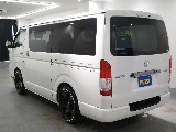 トヨタ ハイエースバン(6枚目)