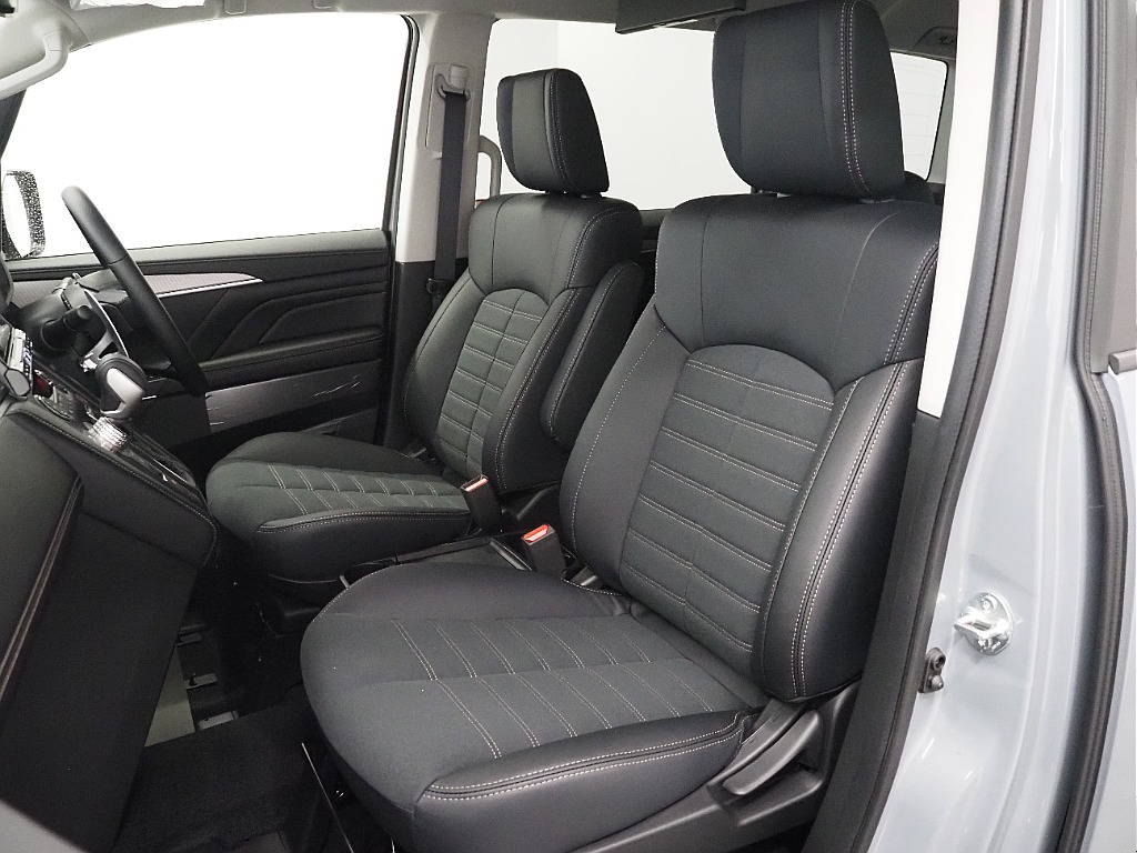 【新車/MCチェンジモデルデリカ/ディーゼル/4WD】新色車両をベースにリフトアップカスタム♪【全国納車可能】