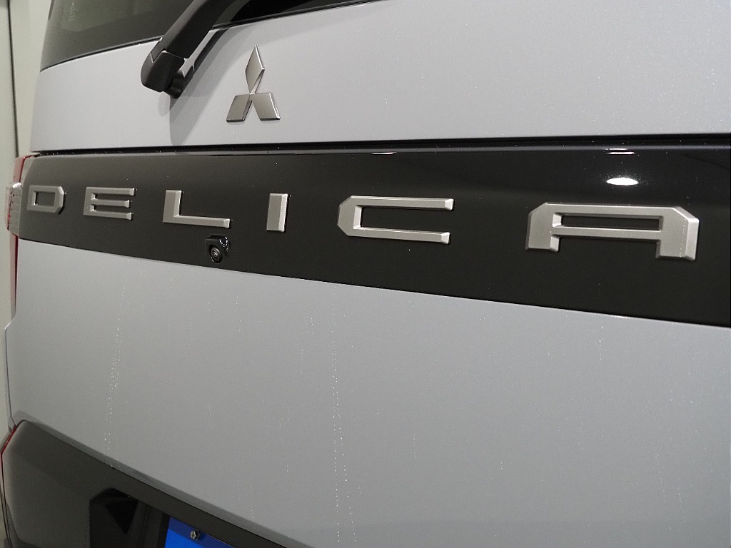 【新車/MCチェンジモデルデリカ/ディーゼル/4WD】新色車両をベースにリフトアップカスタム♪【全国納車可能】