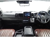 【新車/ハイエースワゴン/ガソリン4WD/内装仮装familiar】希少新車9型がハイエース名古屋店に緊急入庫！【全国納車可能】