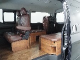 【新車/ハイエースワゴン/ガソリン4WD/内装仮装familiar】希少新車9型がハイエース名古屋店に緊急入庫！【全国納車可能】