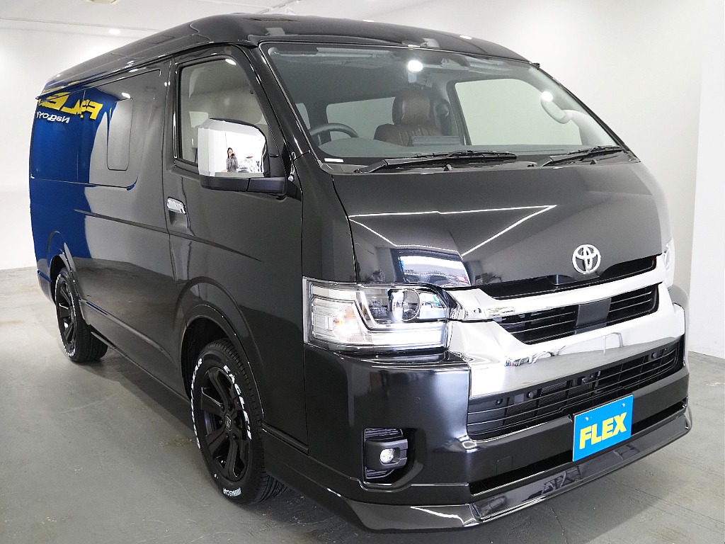 【新車/ハイエースワゴン/ガソリン4WD/内装仮装familiar】希少新車9型がハイエース名古屋店に緊急入庫！【全国納車可能】