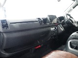 【新車/ハイエースワゴン/ガソリン4WD/内装仮装familiar】希少新車9型がハイエース名古屋店に緊急入庫！【全国納車可能】