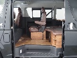 【新車/ハイエースワゴン/ガソリン4WD/内装仮装familiar】希少新車9型がハイエース名古屋店に緊急入庫！【全国納車可能】