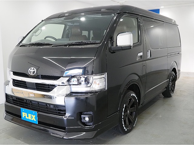 【新車/ハイエースワゴン/ガソリン4WD/内装仮装familiar】希少新車9型がハイエース名古屋店に緊急入庫！【全国納車可能】
