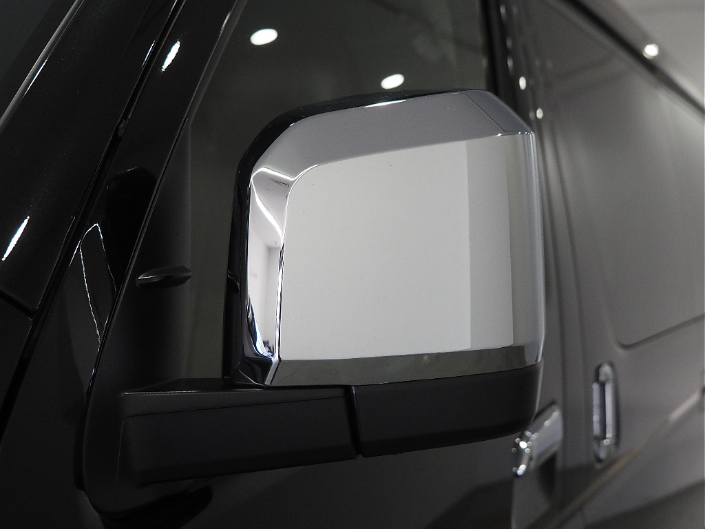 【新車/ハイエースワゴン/ガソリン4WD/内装仮装familiar】希少新車9型がハイエース名古屋店に緊急入庫！【全国納車可能】