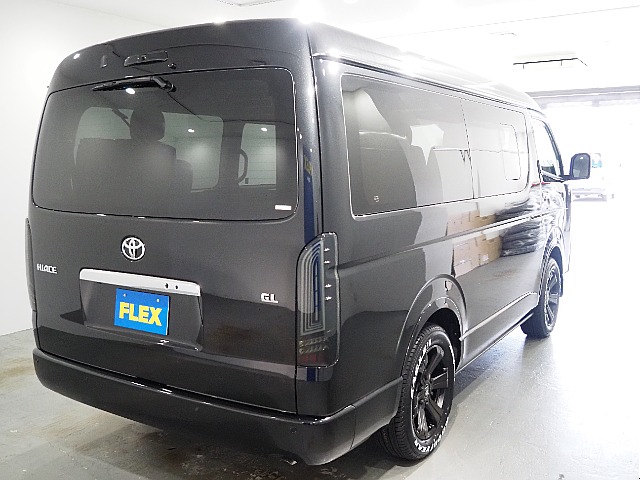 【新車/ハイエースワゴン/ガソリン4WD/内装仮装familiar】希少新車9型がハイエース名古屋店に緊急入庫！【全国納車可能】