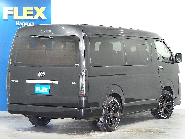 【新車/ハイエースワゴン/ガソリン4WD/内装仮装familiar】希少新車9型がハイエース名古屋店に緊急入庫！【全国納車可能】