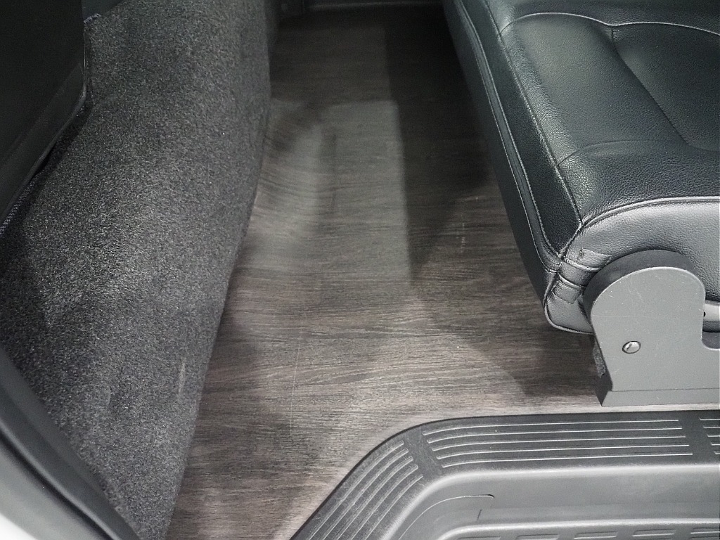 【FLEX ORIGINAL SEAT Ver5/R6年式】対面＆フルフラット可能シートツインモニター装備済み♪【全国納車可能】