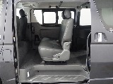 【H28年式/3.0Lディーゼル/ハイエースバン/両側小窓付き】ローダウン×新品タイヤ付き！【全国納車可能】