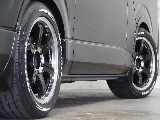 【H28年式/3.0Lディーゼル/ハイエースバン/両側小窓付き】ローダウン×新品タイヤ付き！【全国納車可能】