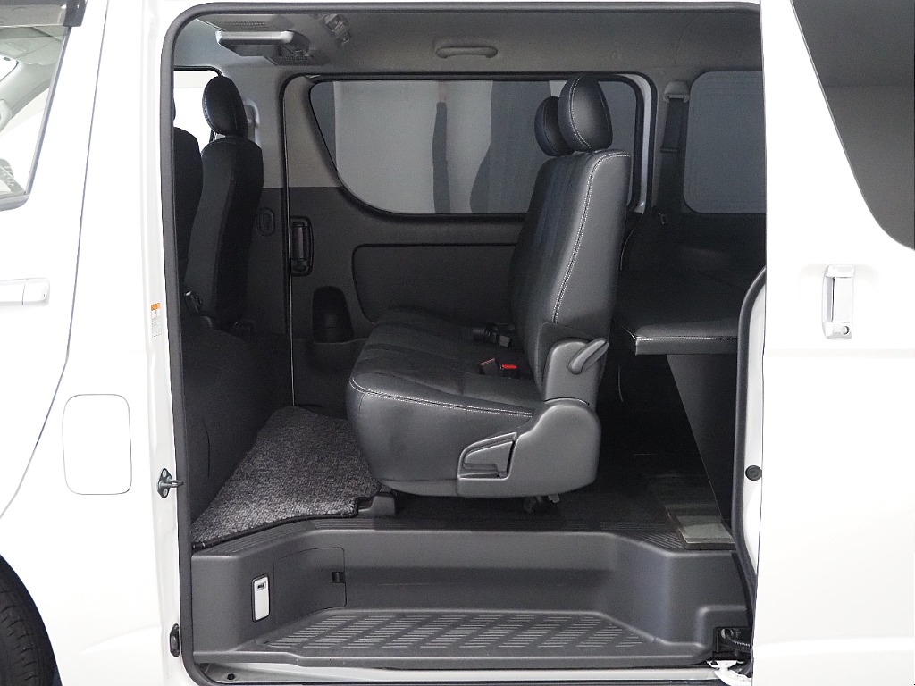 【H28年式/ハイエースバン/ディーゼル/4WD/両側パワースライドドア】パワフルな3.0L【全国納車可能】