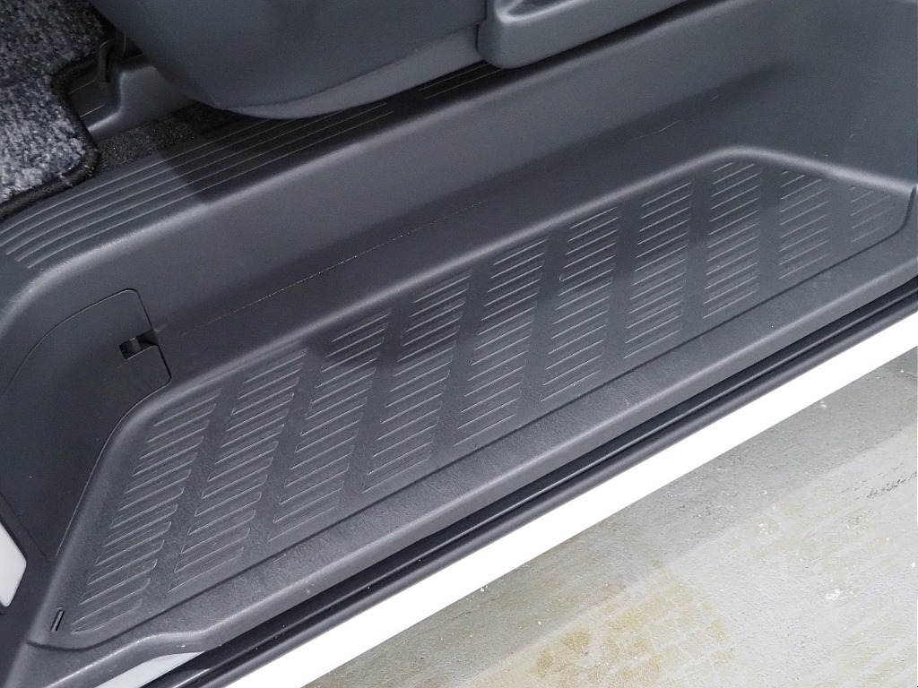 【H28年式/ハイエースバン/ディーゼル/4WD/両側パワースライドドア】パワフルな3.0L【全国納車可能】