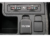 シートヒーター、ベンチレーション付き！車内を快適に過ごすことができます！