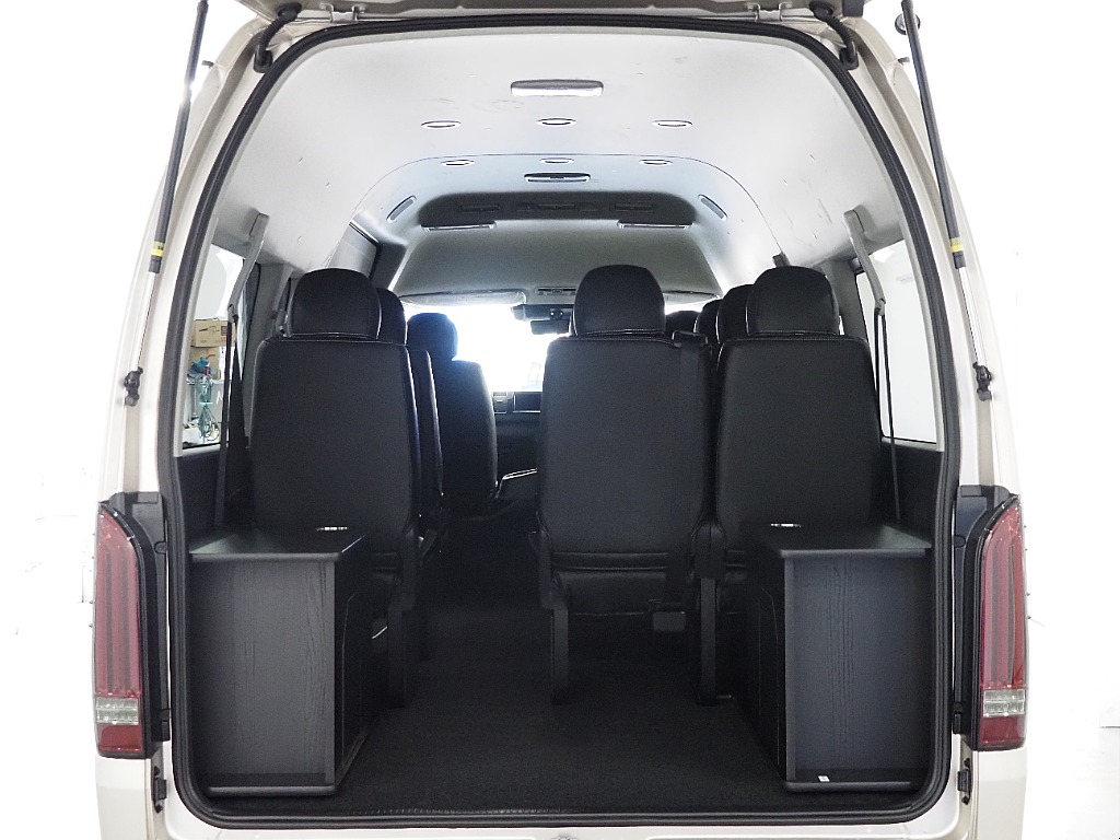 【9型/新型ハイエース/グランドキャビン/ガソリン2WD】10名乗車！FLEXカスタム充実♪【全国納車可能】