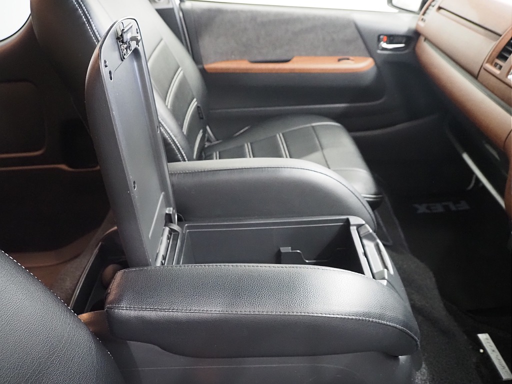 【R5年式/ワゴンGL/4WD/フレックス内装架装Relaxing】ハーフベッド車中泊【全国納車可能】