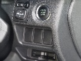 【H30年ハイエースバン/ガソリン/2WD】嬉しい小窓にベッドキッド装着♪【全国納車可能】