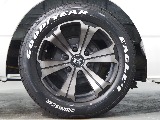 【H30年ハイエースバン/ガソリン/2WD】嬉しい小窓にベッドキッド装着♪【全国納車可能】