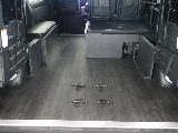 【R6年式/ハイエースワゴンGL/4WD/内装架装Ver1】収納可能ベッドキッド【全国納車可能】