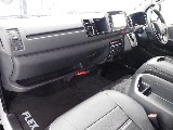 トヨタ ハイエース(14枚目)
