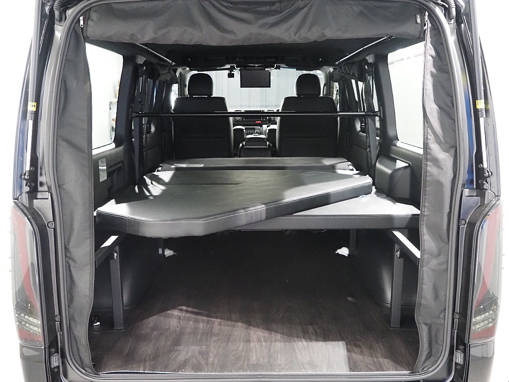 【R6年式/ハイエースバン/DARKPRIMEⅡ/ディーゼル4WD】オフロード×BLACKEDITION【全国納車可能】