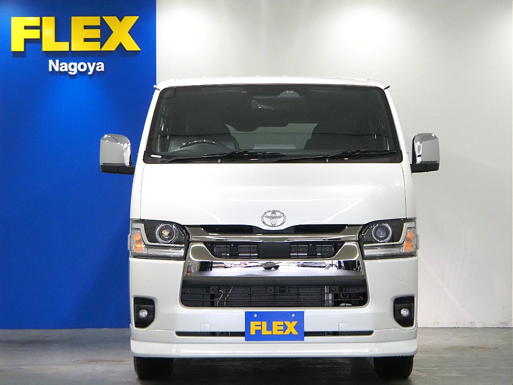 【新車ハイエースバン/DARKPRIMEⅡ/Ver4ベッドキッド×エレコ】フローリング施工♪【全国納車可能】