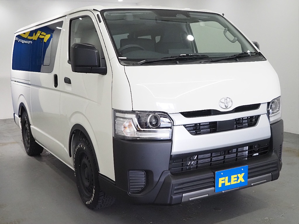 【新車/ハイエースバンDX/ディーゼルターボ2.8L/両側スライドDドア】ベッドキッド装着済み♪
