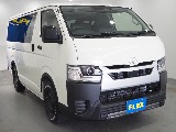 【新車/ハイエースバンDX/ディーゼルターボ2.8L/両側スライドDドア】ベッドキッド装着済み♪