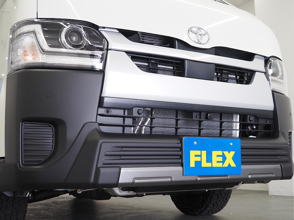 【新車/ハイエースバンDX/ディーゼルターボ2.8L/両側スライドDドア】ベッドキッド装着済み♪【全国納車可能】