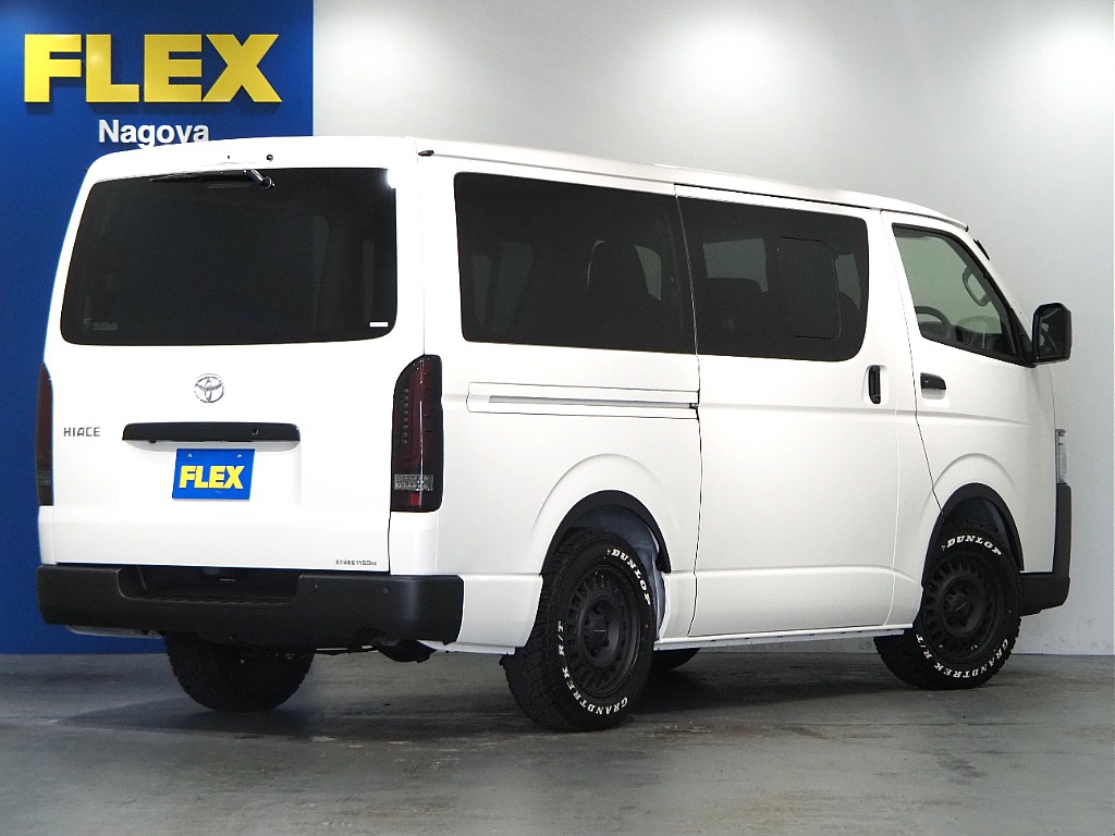 【新車/ハイエースバンDX/ディーゼルターボ2.8L/両側スライドDドア】ベッドキッド装着済み♪
