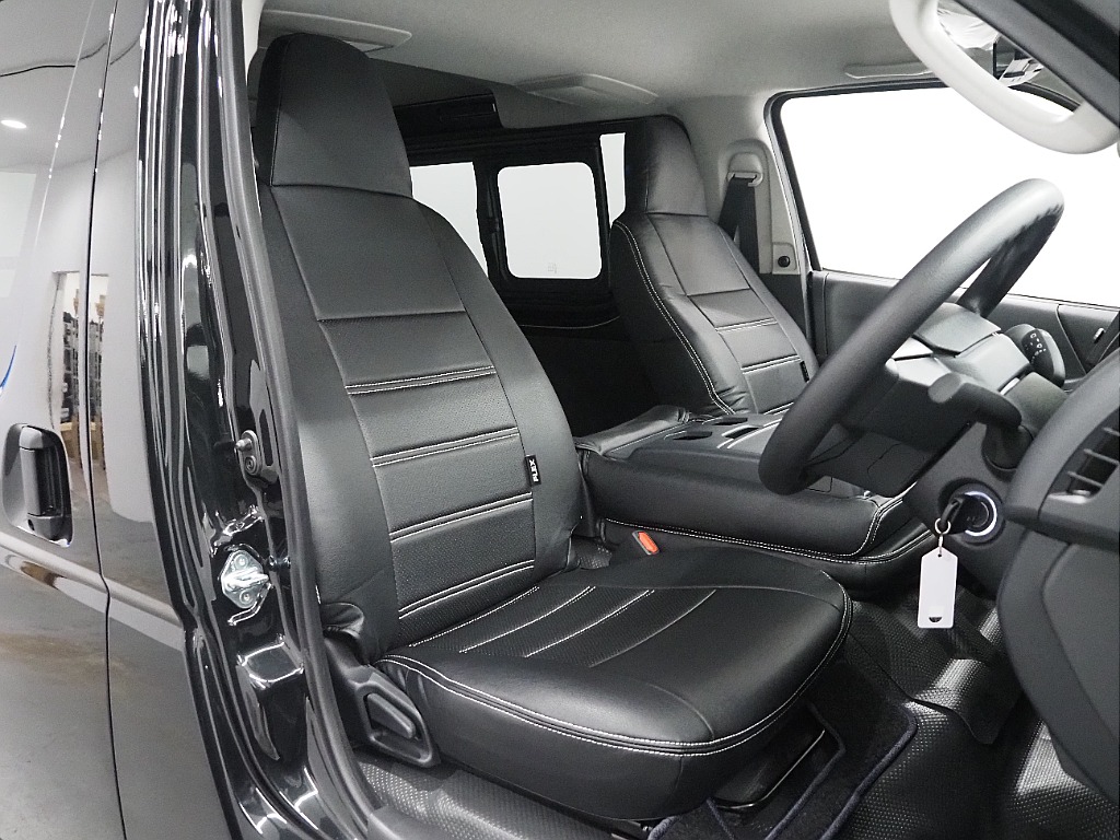 【新車/ハイエースバンDX/GL-パッケージ/ディーゼルターボ2.8L】ベッドキッド装着済み♪【全国納車可能】