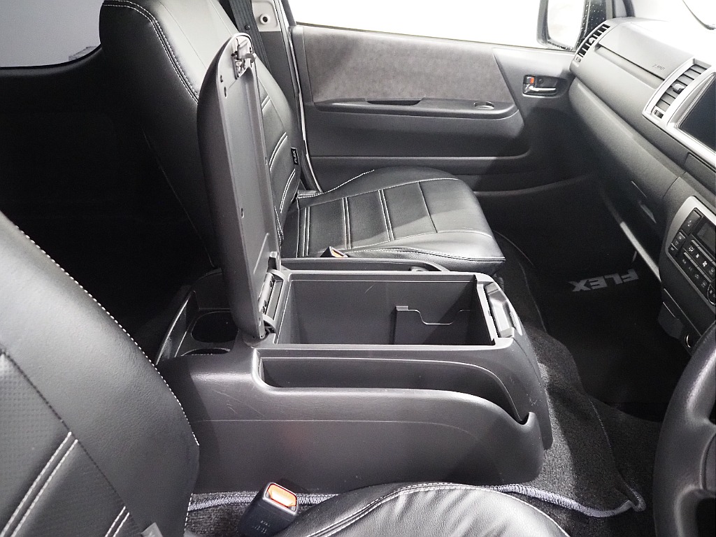 【R3年式/FLEXオリジナル内装架装Ver1.5/4WD】フローリング施工済み♪【全国納車可能】