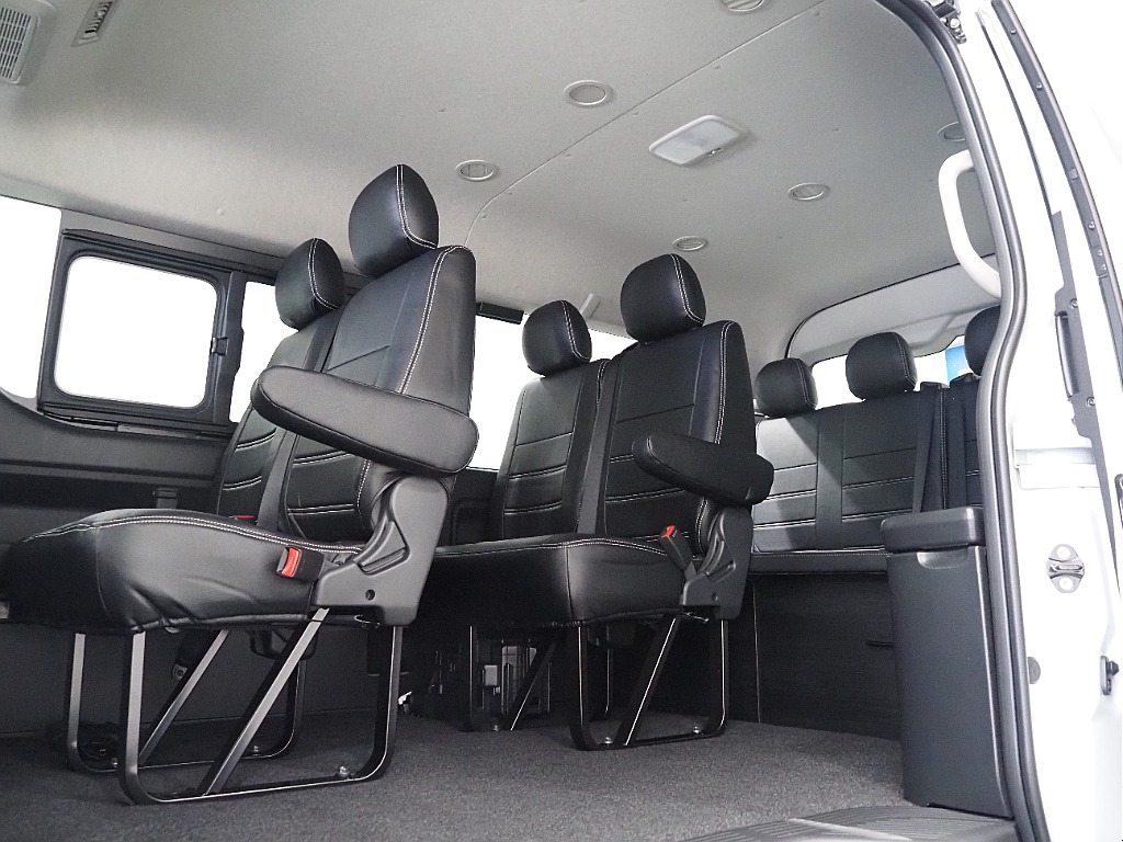 【新車/ハイエースワゴンGL/4WD/スタンダード配列】新作ホイールインストール【全国納車可能】