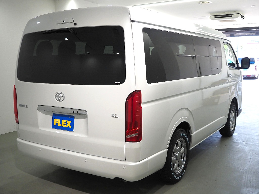 【新車/ハイエースワゴンGL/4WD/スタンダード配列】新作ホイールインストール【全国納車可能】