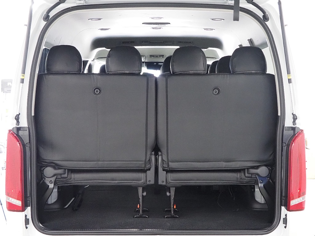 【新車/ハイエースワゴンGL/4WD/スタンダード配列】新作ホイールインストール【全国納車可能】