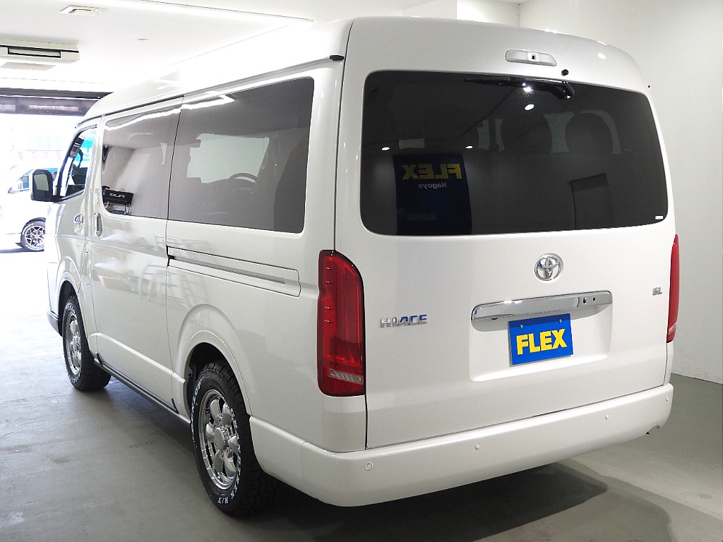 【新車/ハイエースワゴンGL/4WD/スタンダード配列】新作ホイールインストール【全国納車可能】