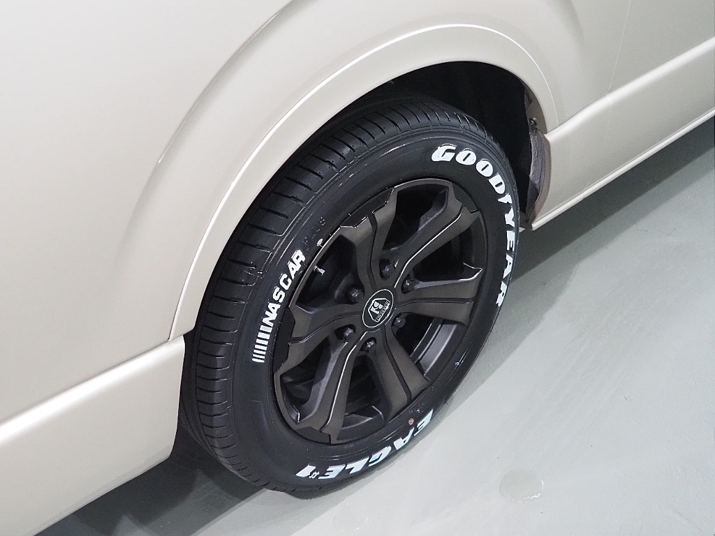 【新車/グランドキャビン/2.7L4WD/ベージュメタリック】スーパーロング×ハイルーフ【全国納車可能】