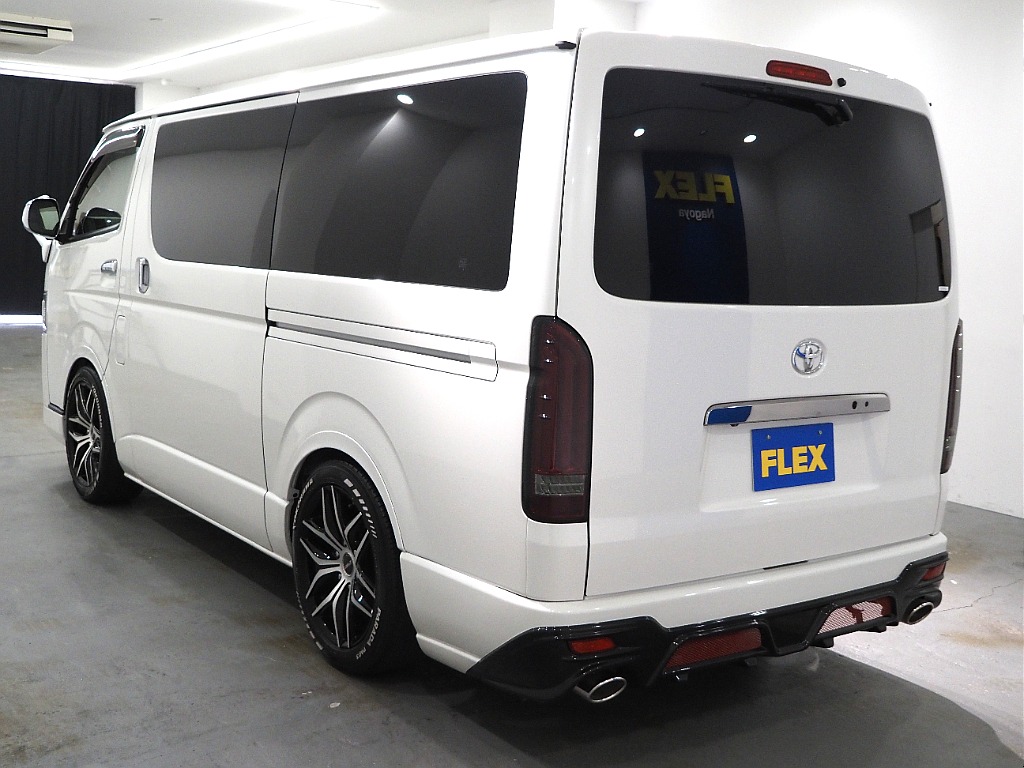 【R1年式/5型/ハイエースバン/DARKPRIMEⅡ/2WD】TSS装着車両♪【全国納車可能】