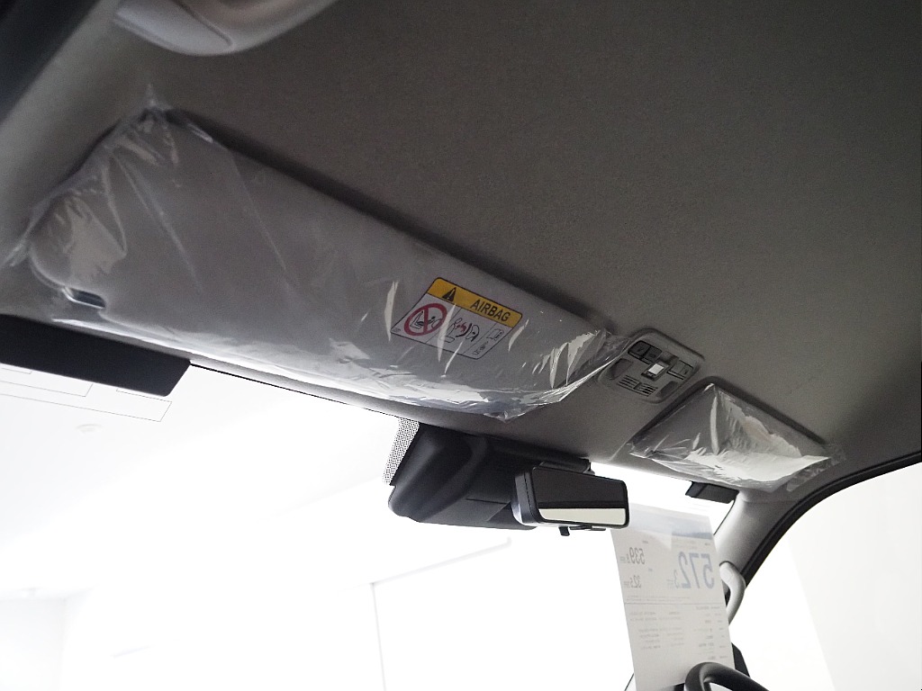【新車ハイエースワゴンGL/FLEX内装架装Ver1/2WD】収納可能なハーフベッドキッド！【全国納車可能】