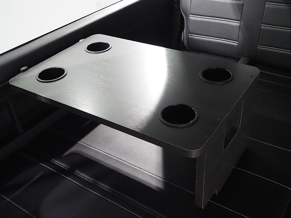 【新車ハイエースワゴンGL/FLEX内装架装Ver1/2WD】収納可能なハーフベッドキッド！【全国納車可能】