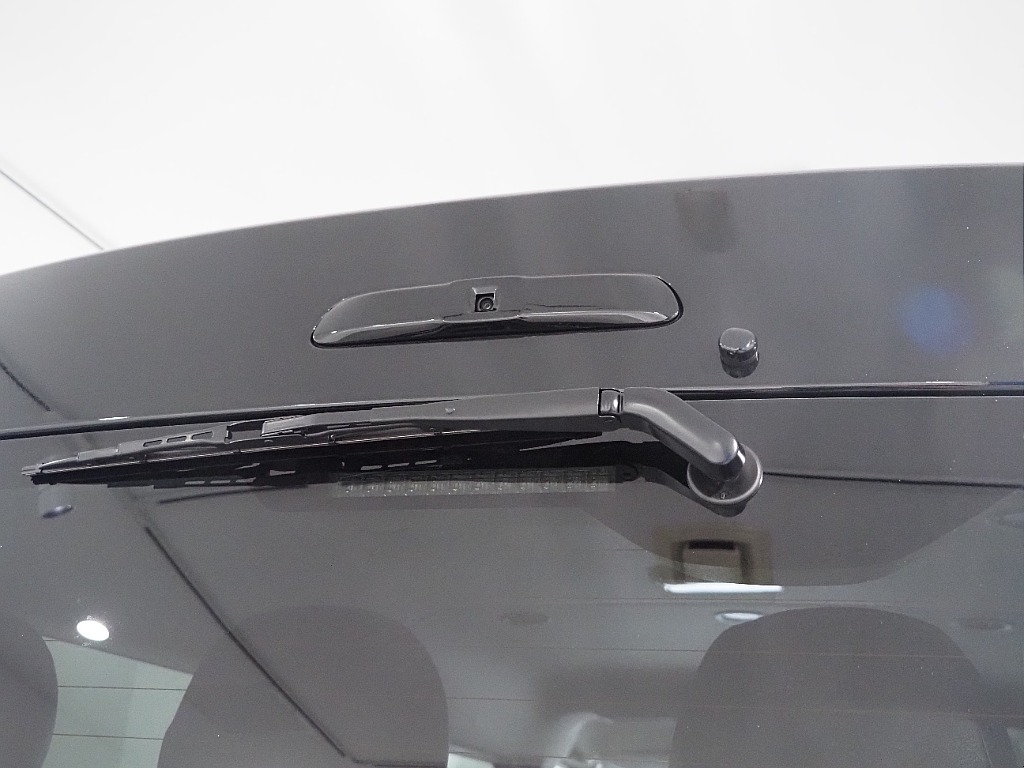 【新車ハイエースワゴンGL/FLEX内装架装Ver1/2WD】収納可能なハーフベッドキッド！【全国納車可能】