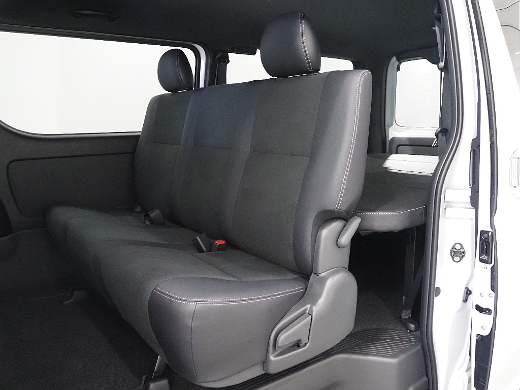 【新車/ハイエースバン/ガソリン2.0L/DARKPRIMEⅡ】オリジナルベッドキッド装着済【全国納車可能】