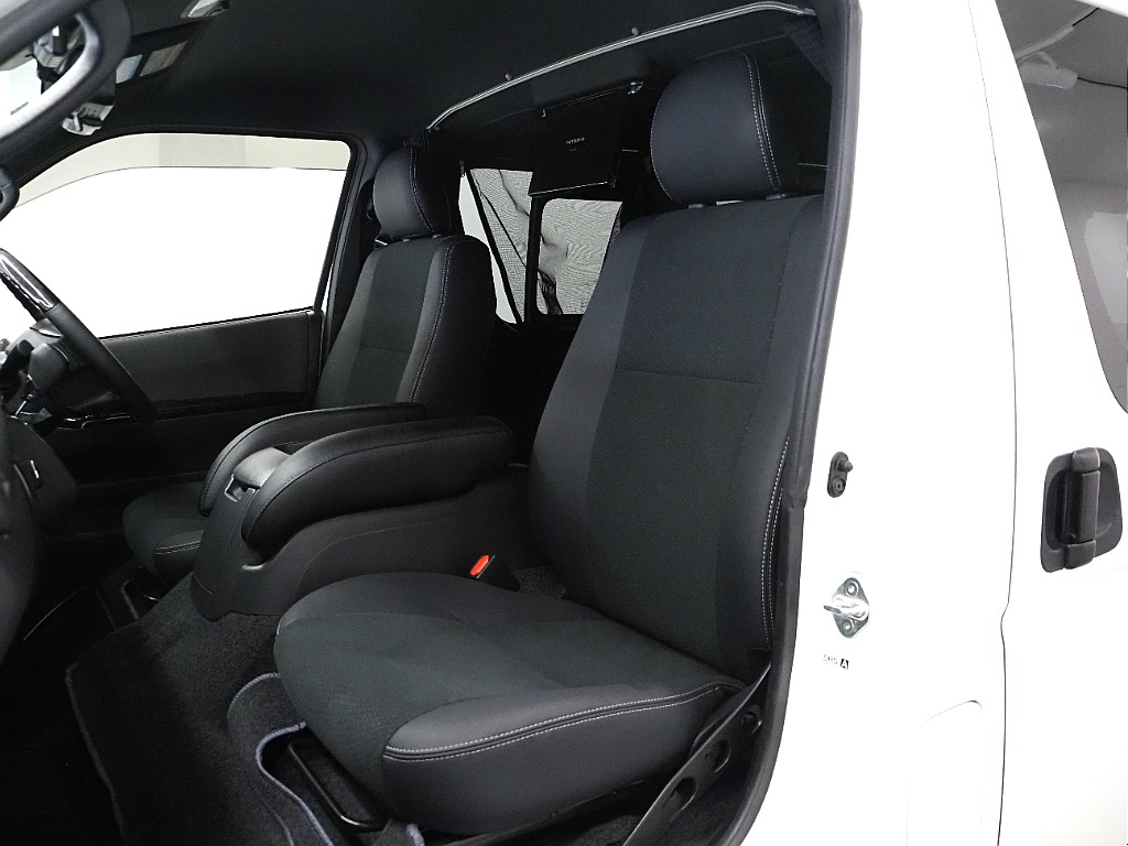【R4年式/ディーゼル4WD/小窓付き/DARKPRIMEⅡ】オフロードPKG【全国納車可能】