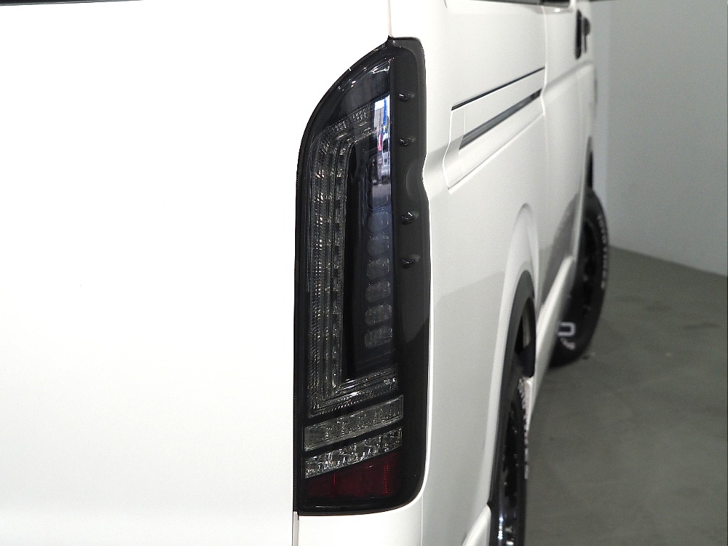 【R4年式/ディーゼル4WD/小窓付き/DARKPRIMEⅡ】オフロードPKG【全国納車可能】